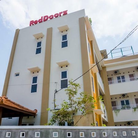 Reddoorz Syariah Near Taman Pelangi Monjali Melati Exterior foto